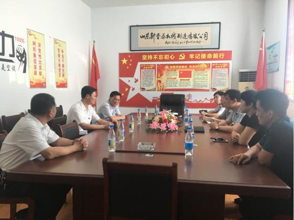 企业张志强经理，党支部杨孔翔书记陪同。